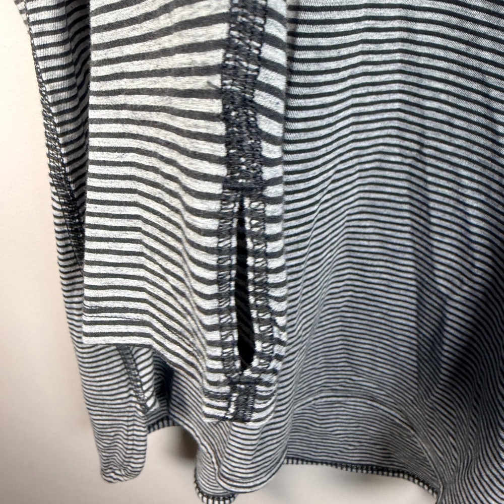 lululemon athletica Black and White Striped Long Sleeve Tee circadian 8 - Picture 5 of 11